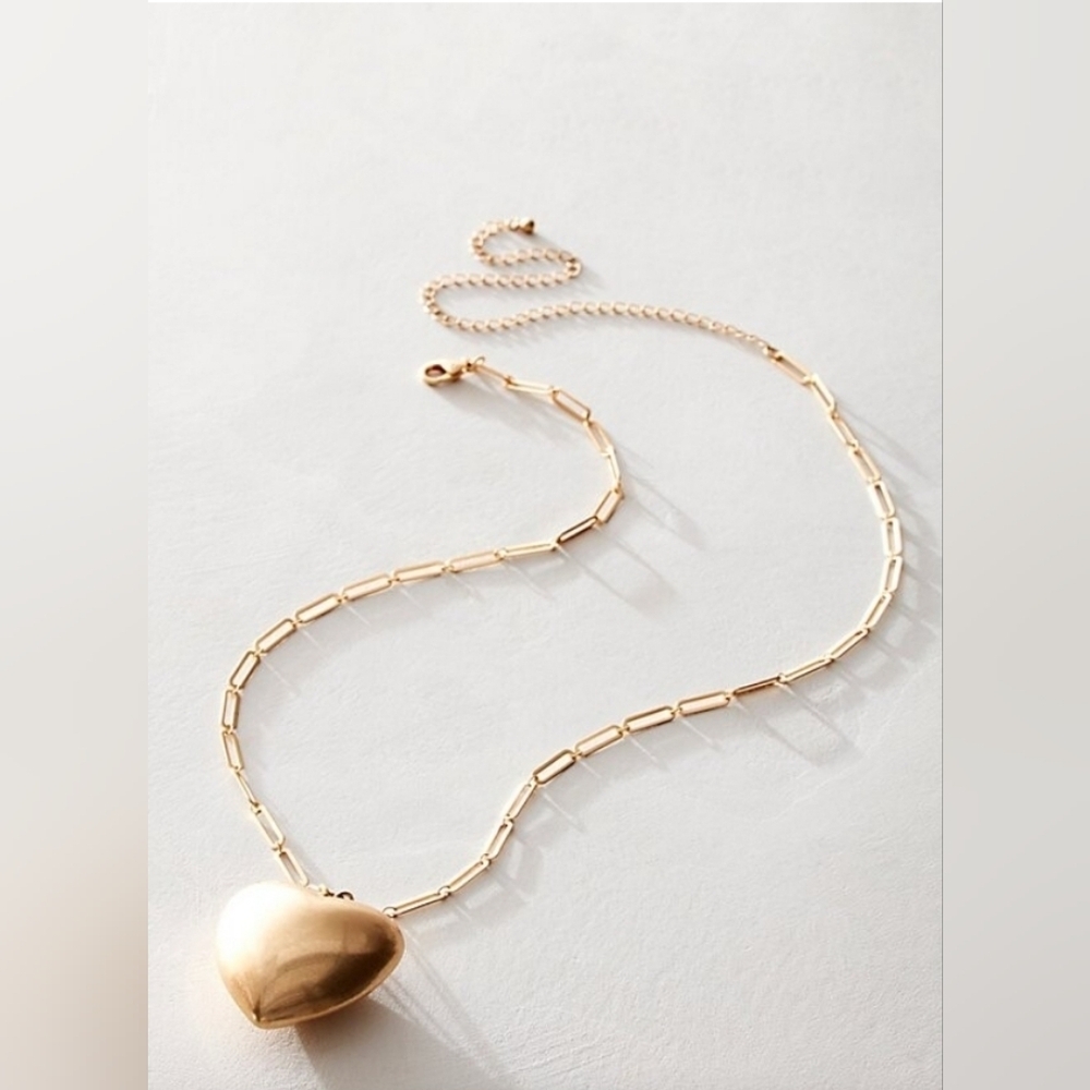 NWT! Free People, Spektor Heart Pendant Necklace, Vintage Gold - Picture 2 of 13